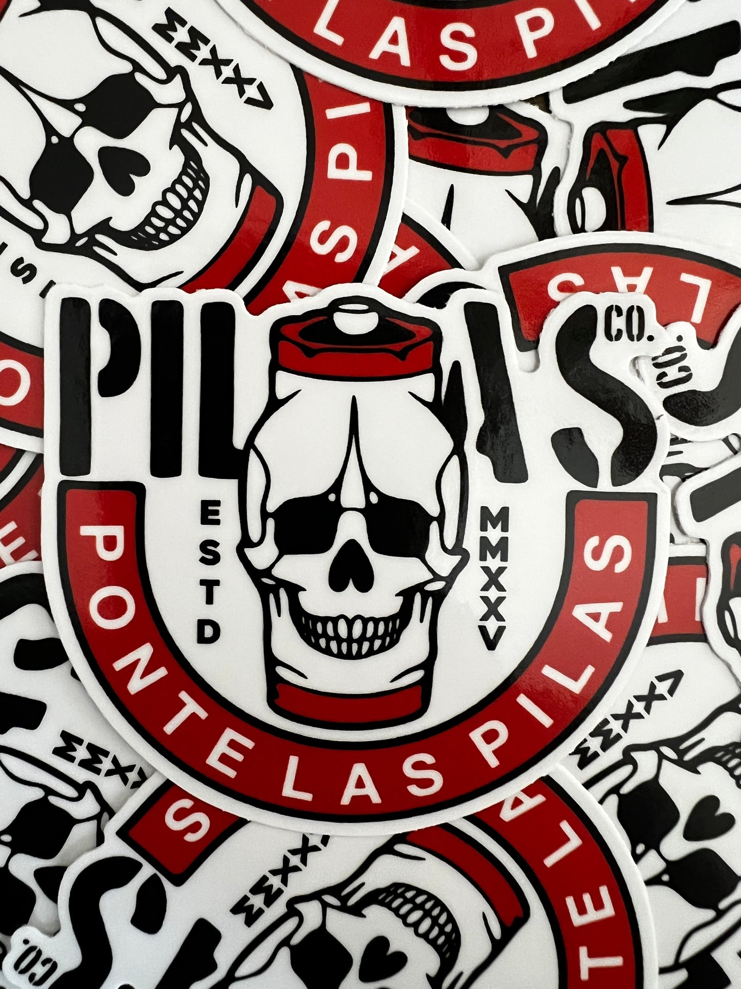 Pilas Co Ponte Las Pilas skull sticker - Latino workwear brand decal